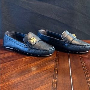 Tory Burch Kira Driving Loafer - Black